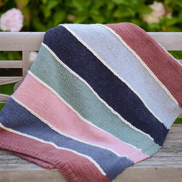 Color Divide Blanket