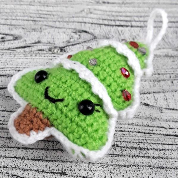 Crochet Christmas Tree Pattern: Mini Xmas Ornament DIY (PDF File)