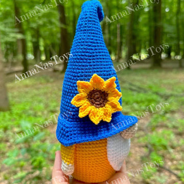 Patriotic gnome of Ukraine