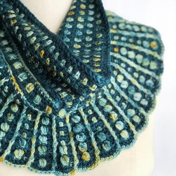 Dissent Cowl (crochet)