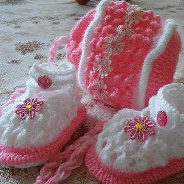 Olivia Shoes, Bonnet and set of 3 Socks Newborn to 0-6mths approx