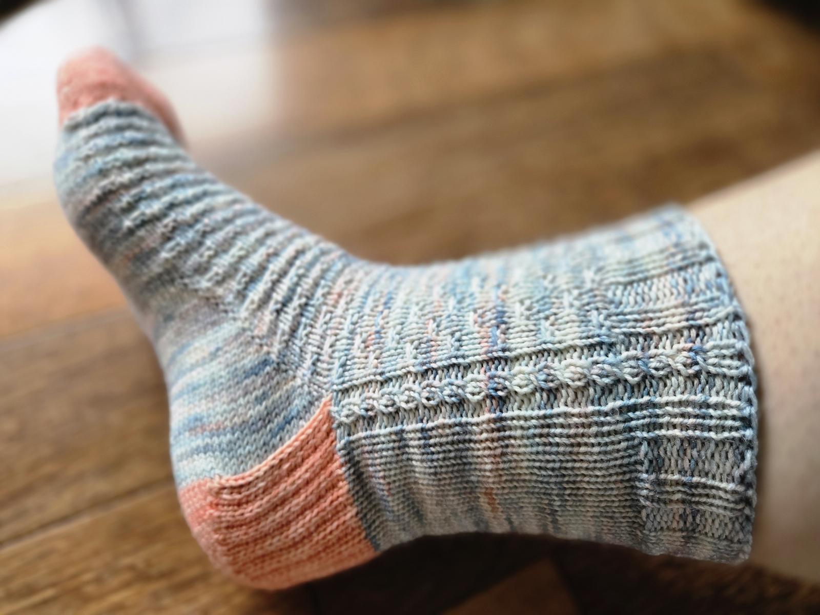 Canoodling Socks