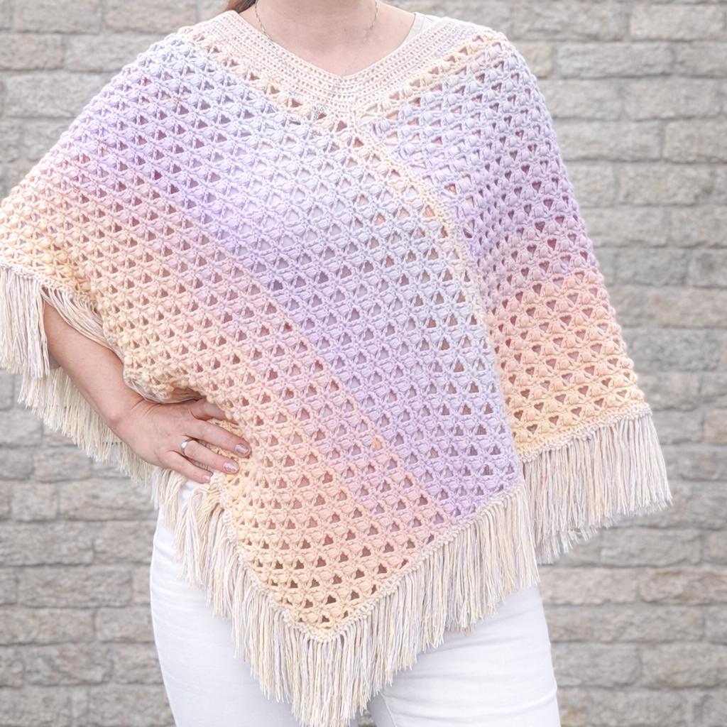 Airy poncho "Linda"