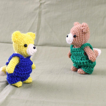 Tiny Fox with overall amigurumi / 小さなキツネのあみぐるみ