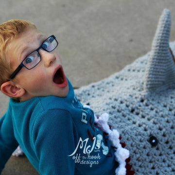 Bulky & Quick Shark Blanket