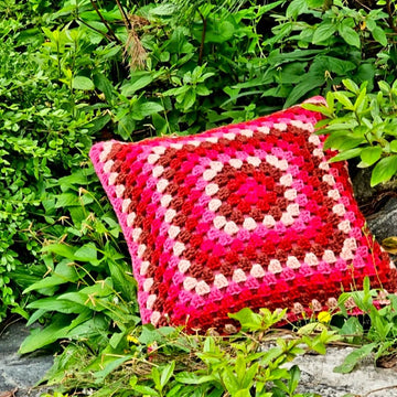 La Vie en rose Cushion 26