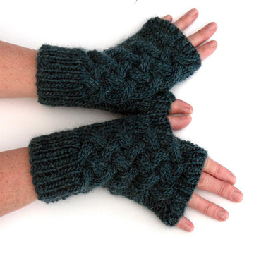 Lattice Cable Gloves
