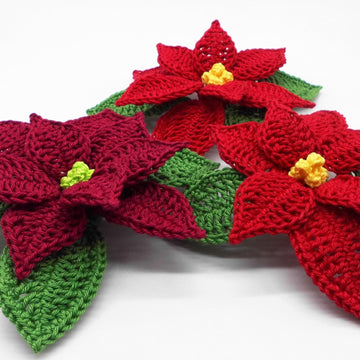 Crochet pattern decoration poinsettia in 2 versions - easy and decorative