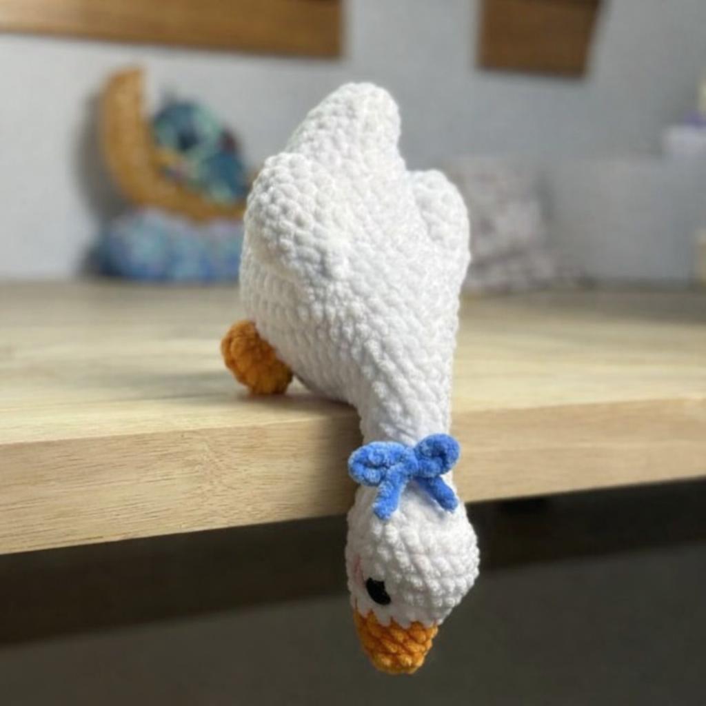 Shelf Goose Pattern