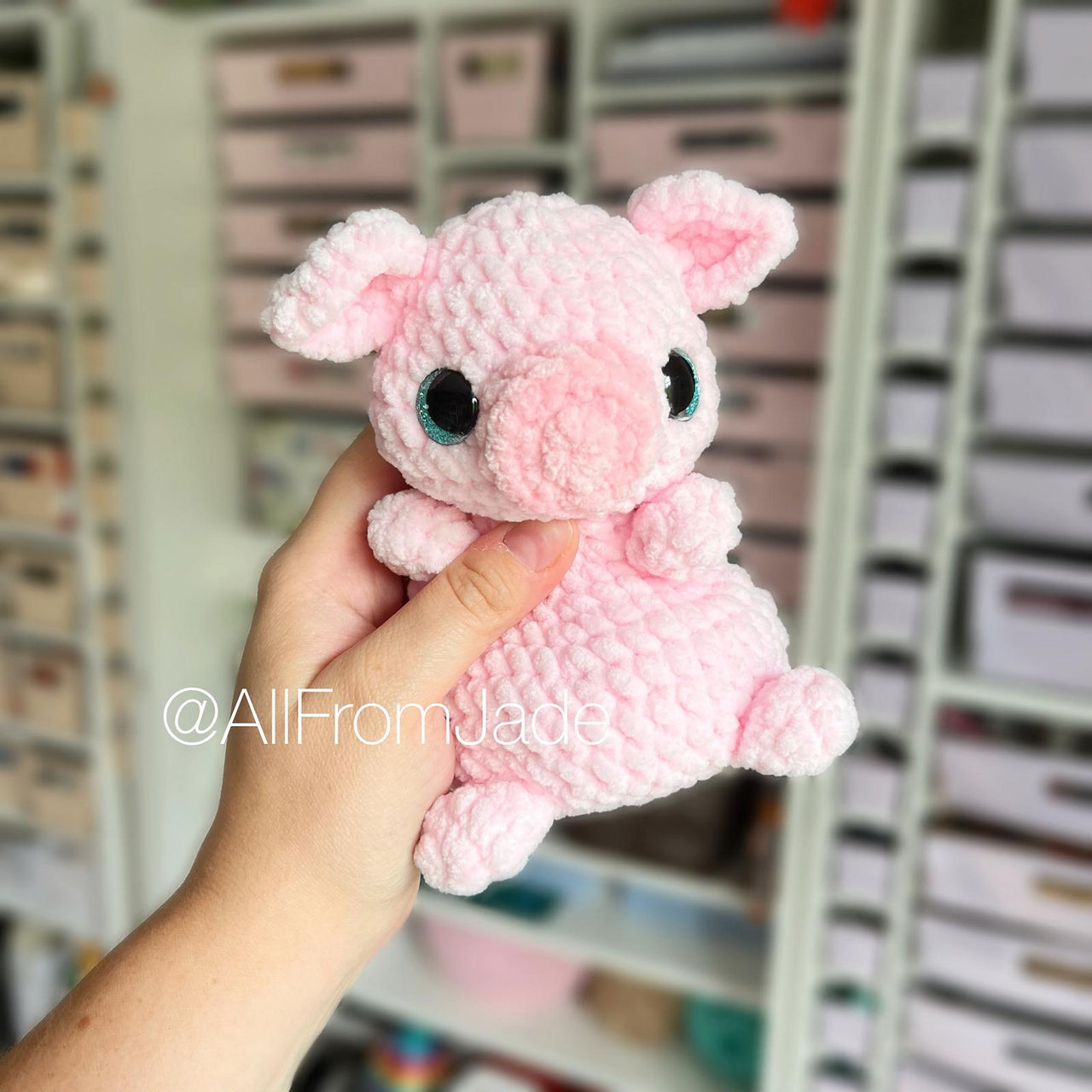 Pepe the Couch Pig