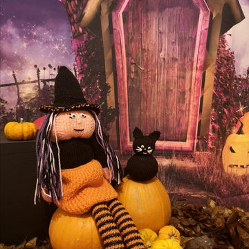 Priscilla the Pumpkin Witch & Pudding the Cat