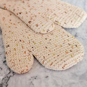 Give Yourself A Hand Oven Mitt