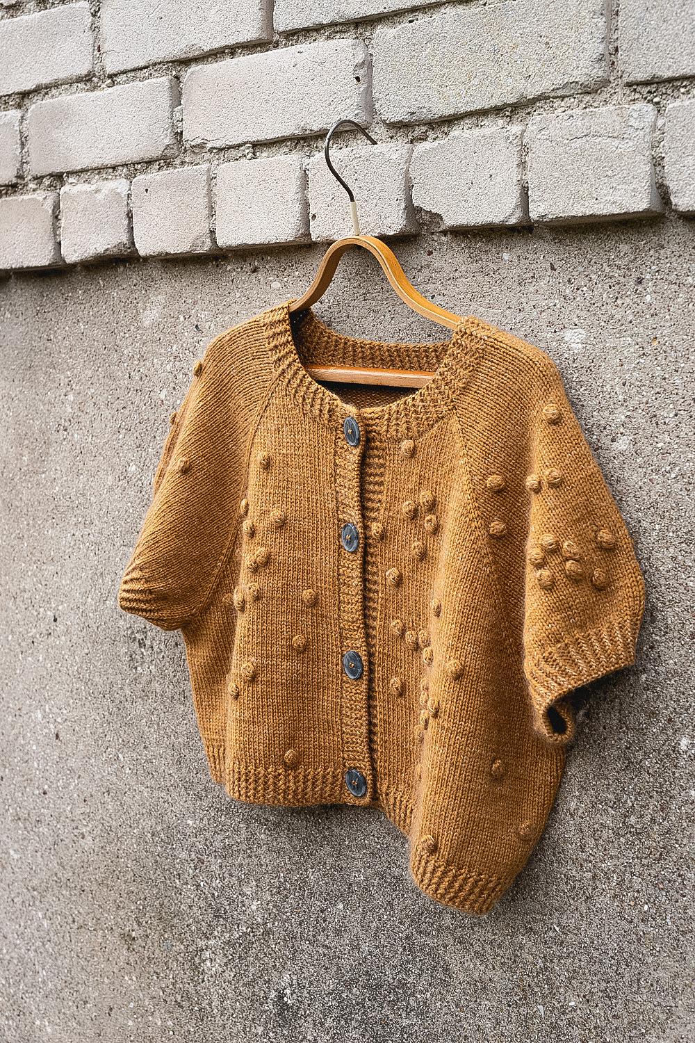 Make bobble cardigan