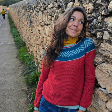 Cholita Sweater