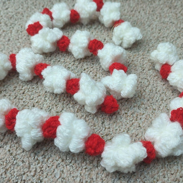 Crochet Christmas Berry & Popcorn Garland