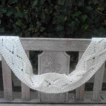 Lacey Diamonds, Scarf
