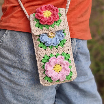 Granny square mobile phone bag crochet pattern T15
