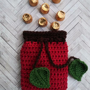 Apple Soap Cozy (or Small Gift Bag)
