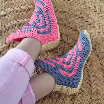 Cozy crochet slippers socks for adults and kids pattern S15