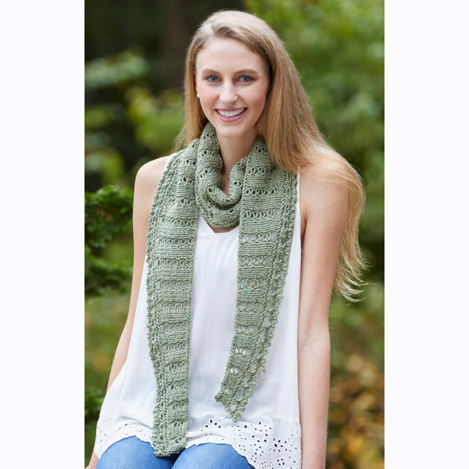 Sorrel - Scarf Knitting Pattern for Women in Tahki Yarns Classic Superwash