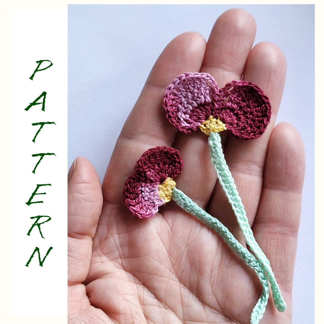 Crochet burgundy flower pattern