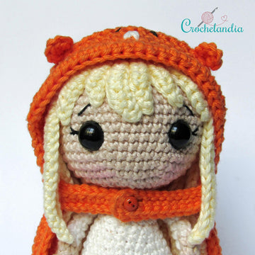 Umaru-Chan amigurumi doll - crochet pattern by Crochelandia