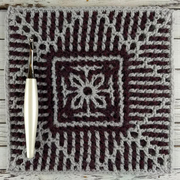 August Interlocking Square