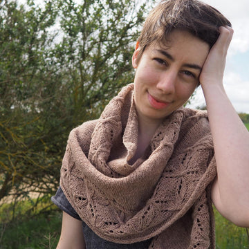 Pieris Shawl