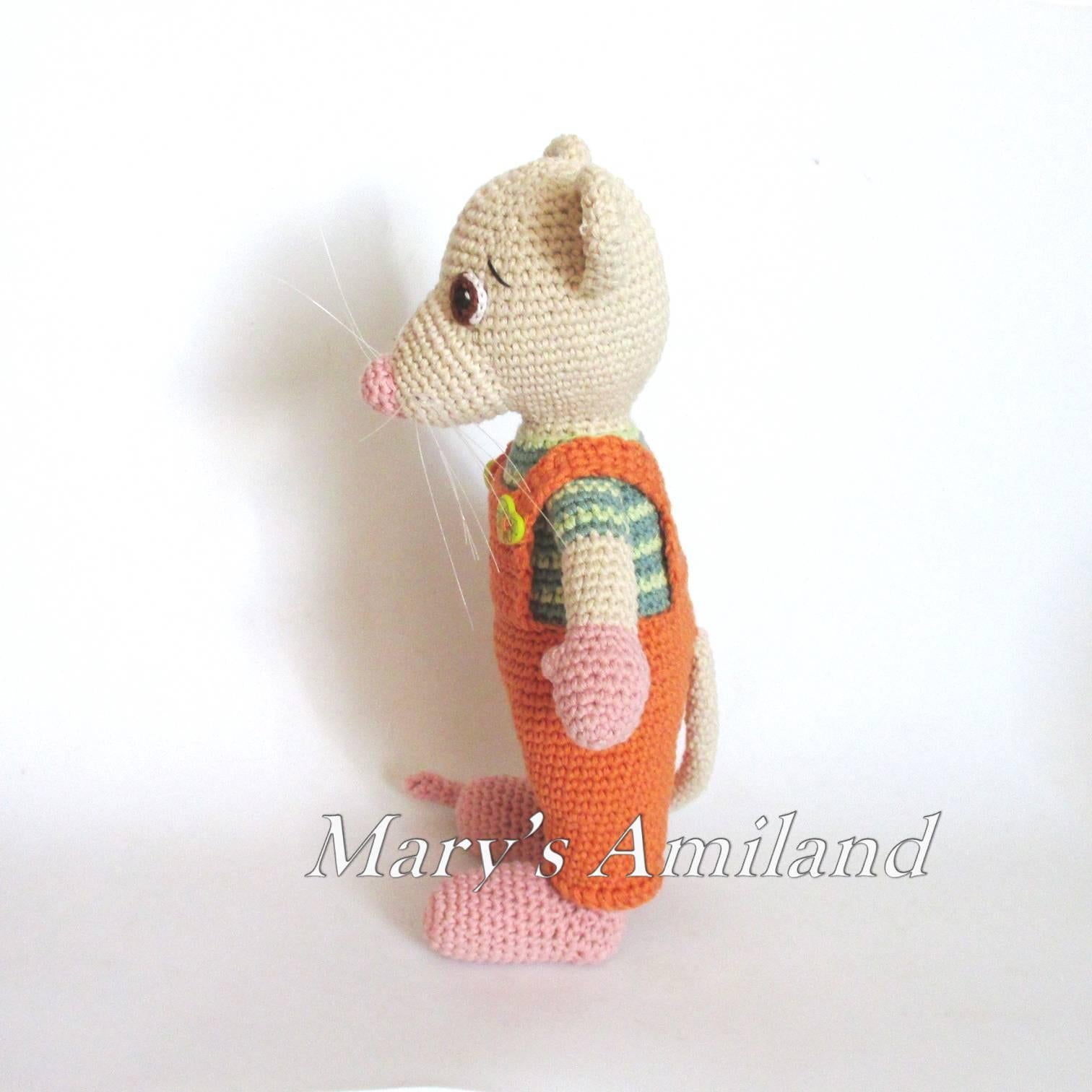 Bertie Mouse the Ami - Amigurumi Crochet Pattern