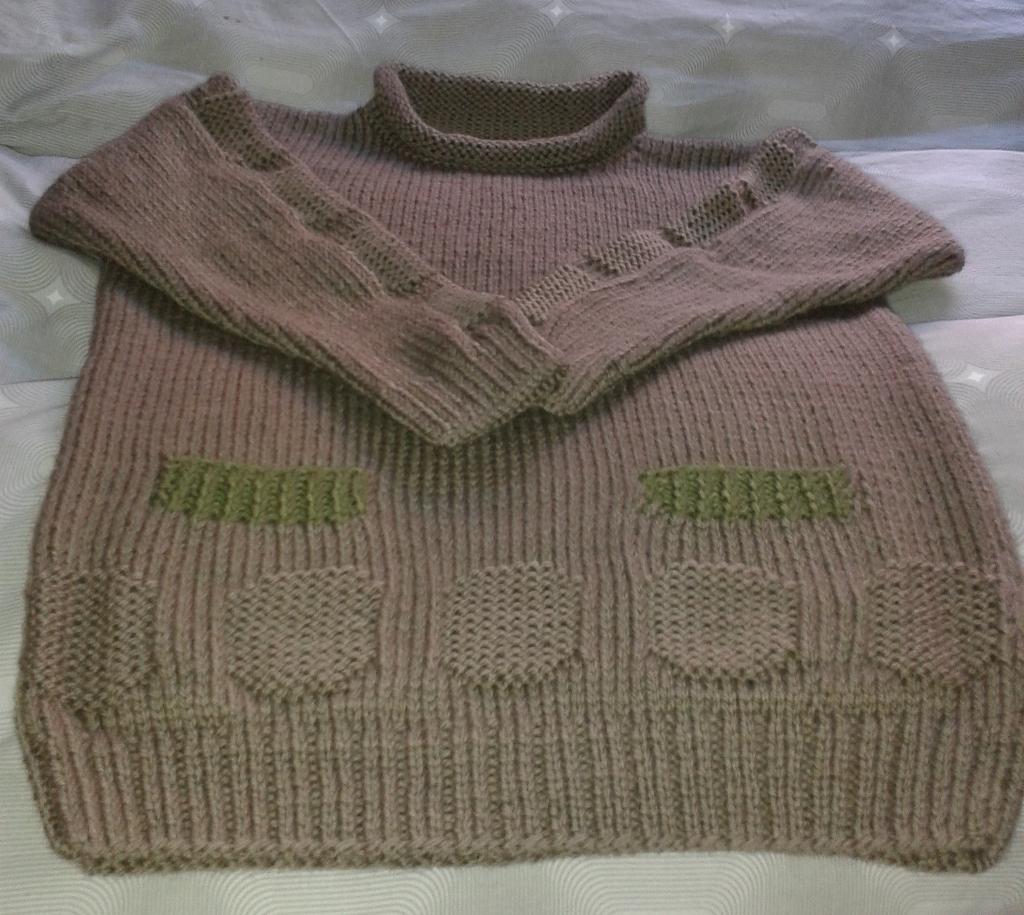 RAVANUSA, chunky woollen sweater