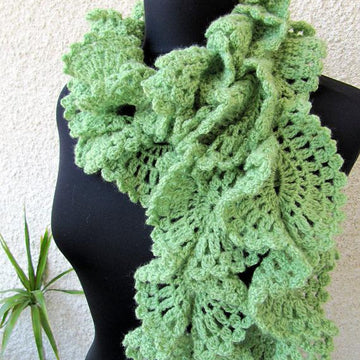 Ruffle Lace Scarf Tutorial