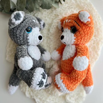 Fox and wolf toy