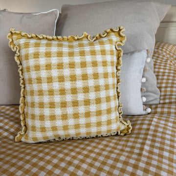 Gingham crochet cushions