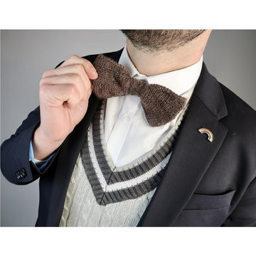 Bow tie