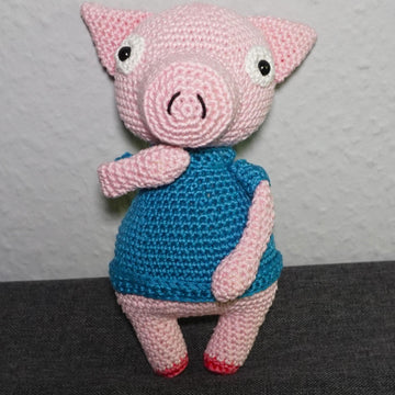 Crochet pattern: piggy cool!