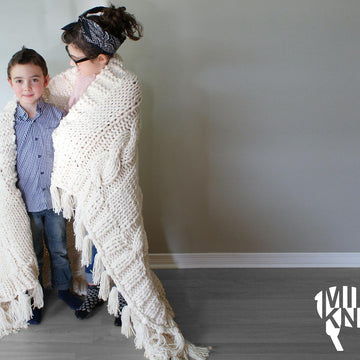 Reversible Cable Throw Blanket (2015022)