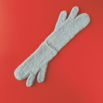 GeraGera Tabi Mittens