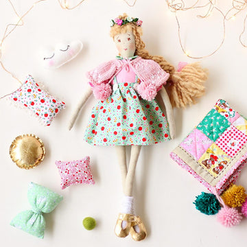 Princess Pompom Cape & Hat Set
