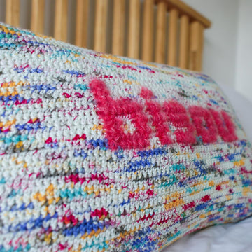 Bisou Pillow