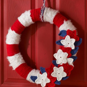 Stars & Stripes Wreath in Red Heart Light & Lofty - LW3644