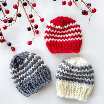 Teeny Tiny Winter Hats