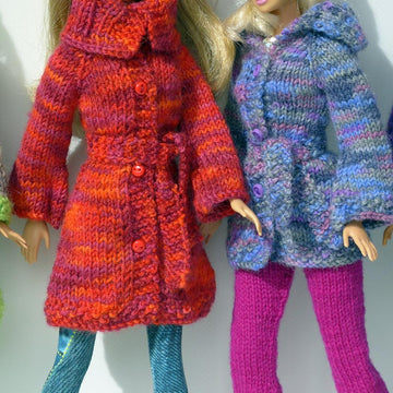 Strickjacke und Mütze für kleine Puppen