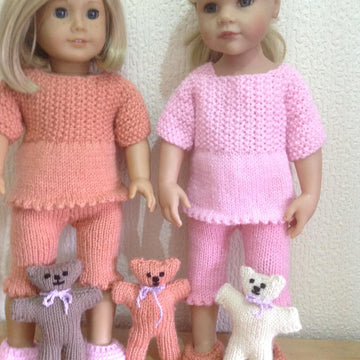 Dolls pyjamas, slippers and teddy