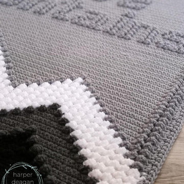 Move Mountains Blanket