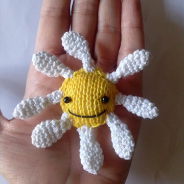 MARGARITA Flower (Brooch or Pin)