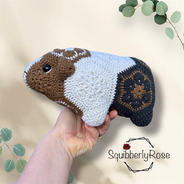 Piggy Small the African flower Guinea Pig