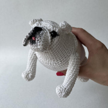 Lifelike English Bulldog