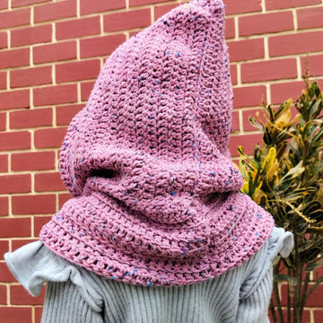 Spark Hooded Neck