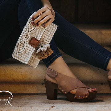 Aisling Infinity Crochet Clutch