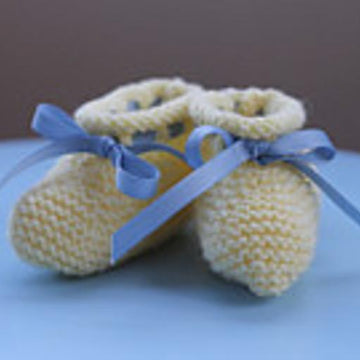 Roll Top Baby Booties and Beanie